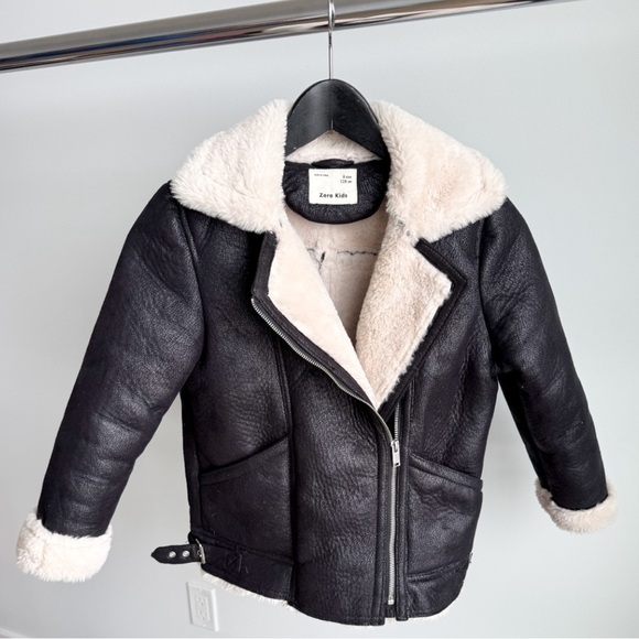 Zara Other - Zara Kids Black Faux Leather Aviator Moto Jacket Size 8 128cm Sherpa Lined